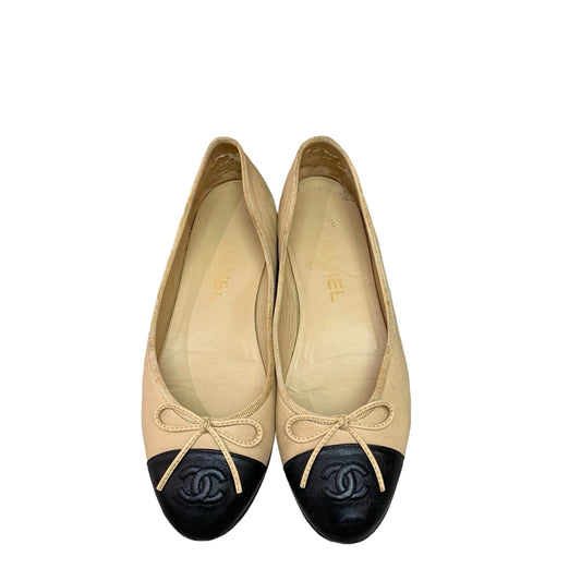 Chanel Beige and Black Two-Tone Ballerina Flats with CC Logo Toe Cap