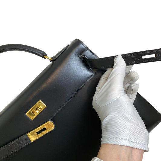 Enduring Icon: Hermès Kelly 32 in Black Box Leather with Gold Hardware