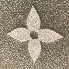 Louis Vuitton NéoNoé MM Bucket Bag - Bicolor Monogram Empreinte Leather (Tourterelle/Crème)