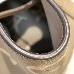 Louis Vuitton NéoNoé MM Bucket Bag - Bicolor Monogram Empreinte Leather (Tourterelle/Crème)