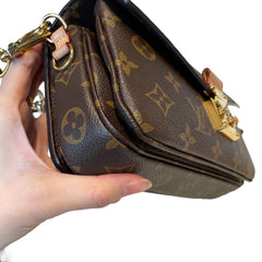 Louis Vuitton Pochette Métis East-West - Monogram Canvas Mini Messenger