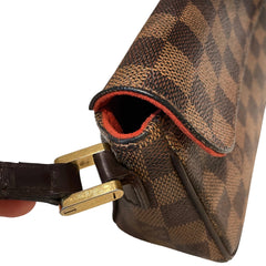 Smart Everyday Classic: Louis Vuitton Damier Omotesando Bag