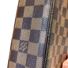 Smart Everyday Classic: Louis Vuitton Damier Omotesando Bag