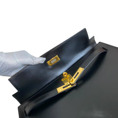 Enduring Icon: Hermès Kelly 32 in Black Box Leather with Gold Hardware