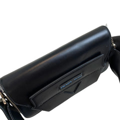 Minimal Modern Classic: Prada Black Etiquette Shoulder Bag