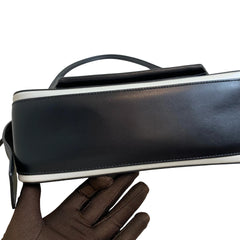 Minimal Modern Classic: Prada Black Etiquette Shoulder Bag