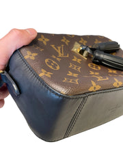 Louis Vuitton Saintonge Monogram Camera Bag - Black Tassels (22cm)