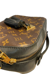 Louis Vuitton Saintonge Monogram Camera Bag - Black Tassels (22cm)