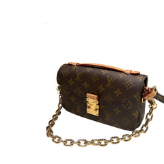 Louis Vuitton Pochette Métis East West - Monogram Canvas (21.5cm)